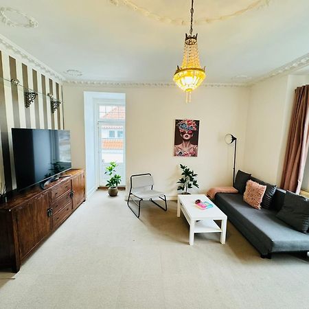 Aday - Villa Firenze - 2 Bedrooms Bright Apartment 奥尔堡 外观 照片
