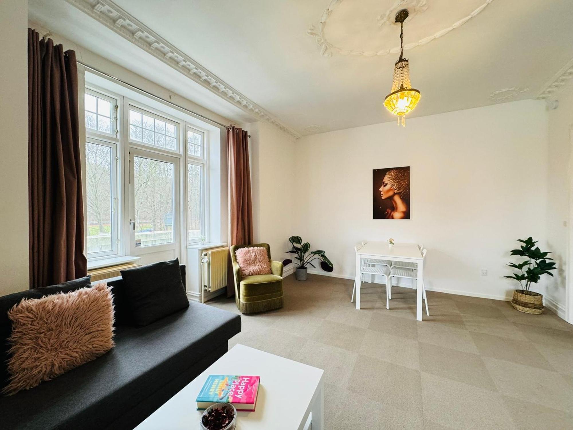 Aday - Villa Firenze - 2 Bedrooms Bright Apartment 奥尔堡 外观 照片