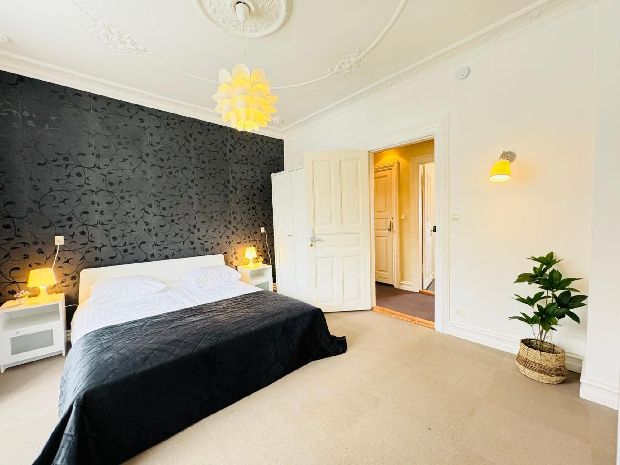 Aday - Villa Firenze - 2 Bedrooms Bright Apartment 奥尔堡 外观 照片